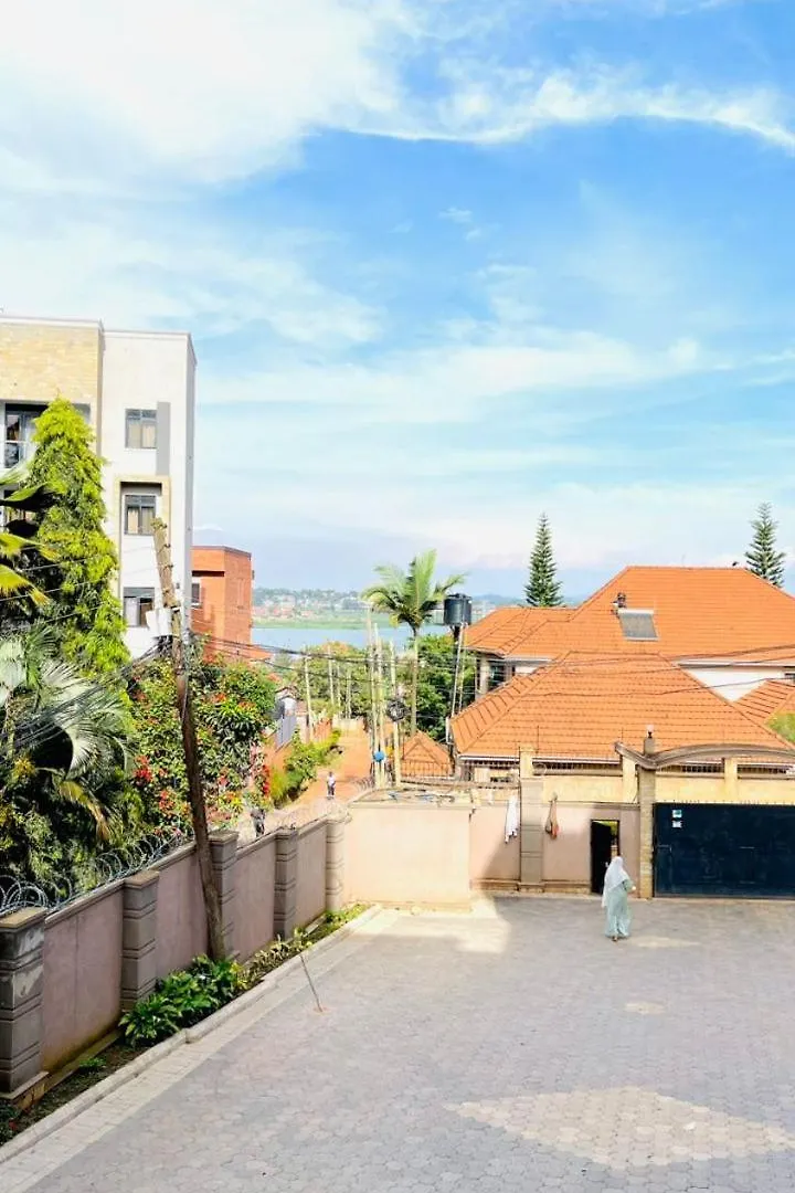 アパート Modest Apt On The Lake カンパラ